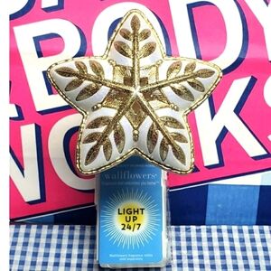 Bath & Body Works Pearl & Gold Starflake Light Up Wallflower & Black Tie Refill